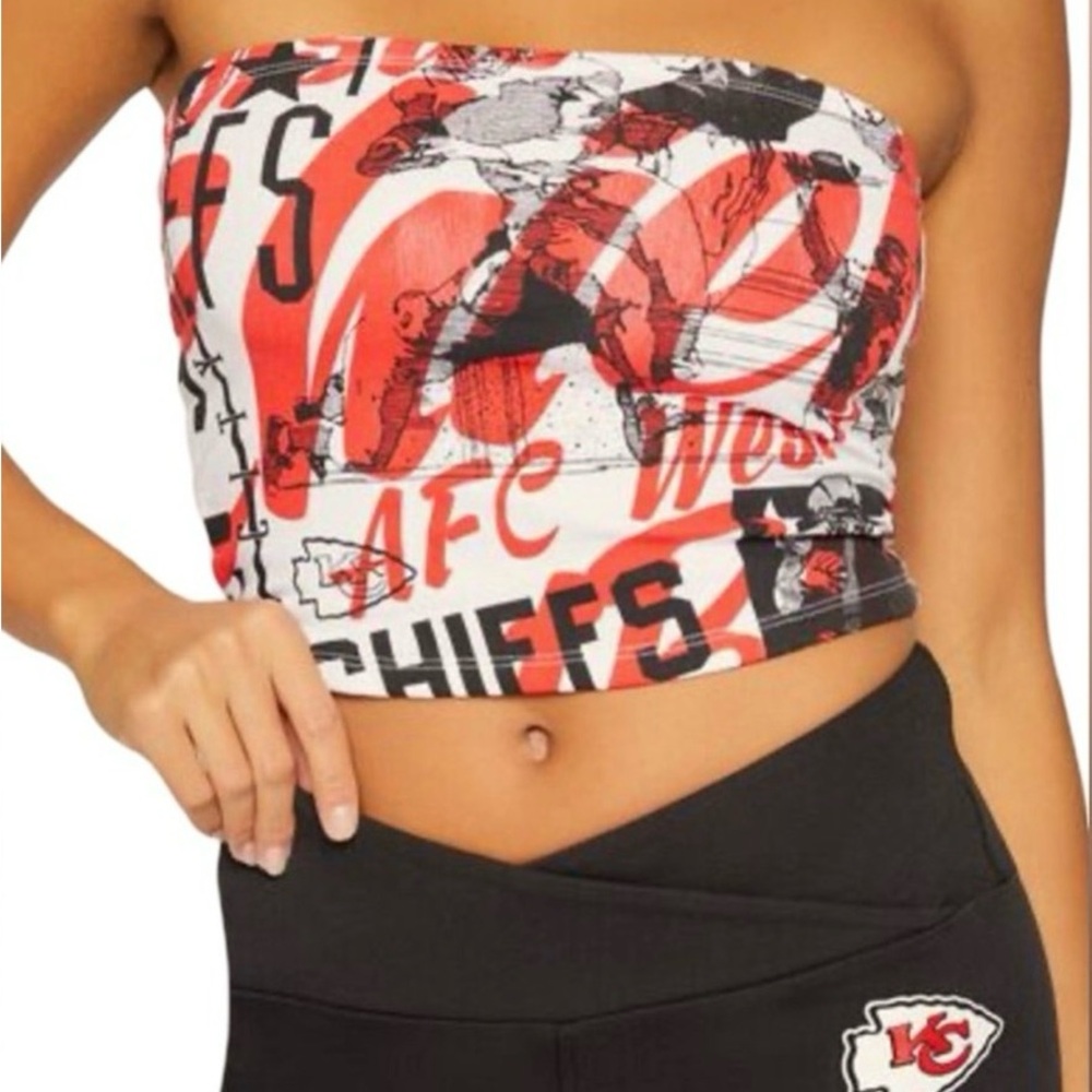 Forever 21 NFL Kansas City Chiefs Logo Tube Top Women’s M NWT - Picture 2 of 8